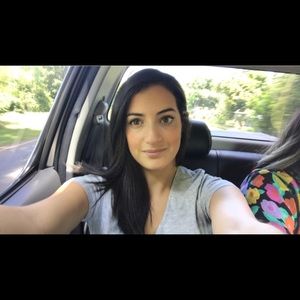 Meet your Posher, Marcela